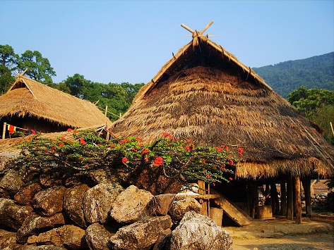 云南翁丁村旅游
