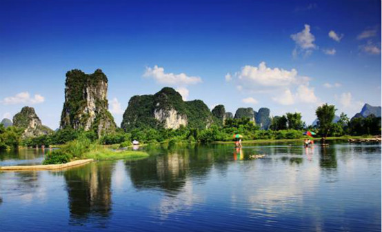 北京西客站乘k21(08:06)/z5(16:09)/ z285/(21:10)/ k157/18:12次赴"